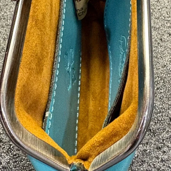 Patricia Nash Blue Leather Clutch Wristlet - Picture 4 of 6